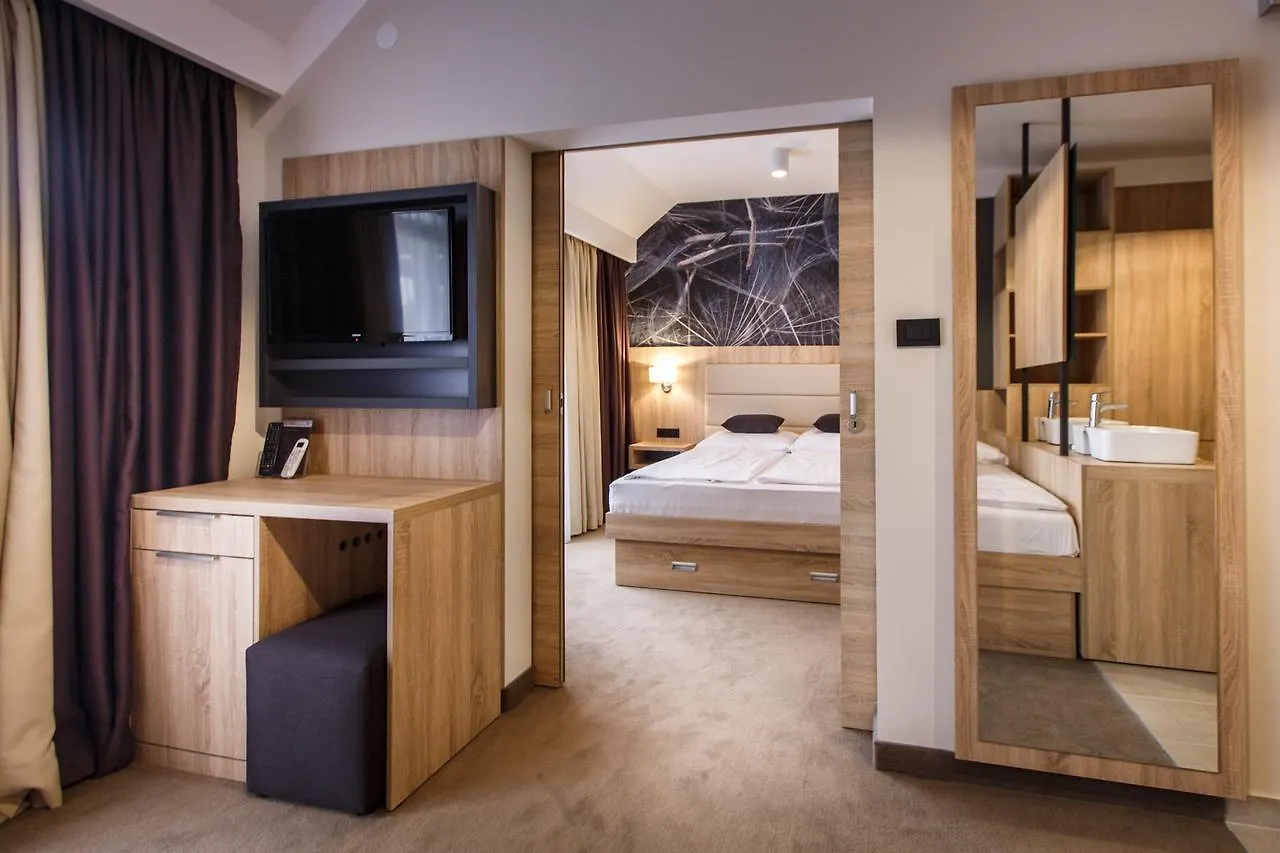 Luxury Suites Bellevue Lopar